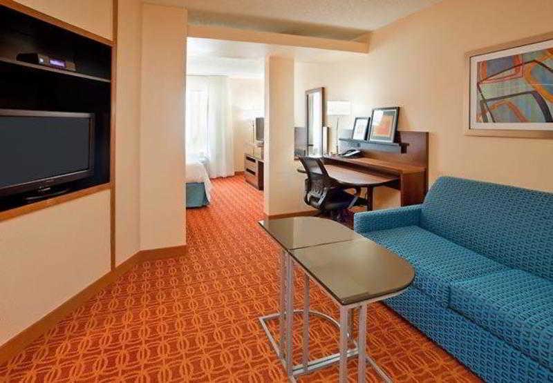 Fairfield Inn And Suites Austin South Ngoại thất bức ảnh